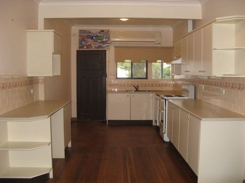 54 South Street, Umina Beach NSW 2257