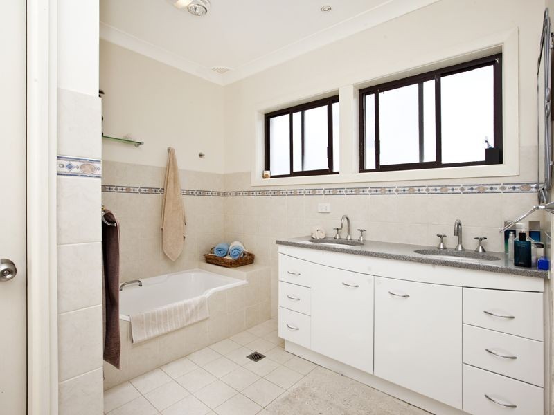 11 Cowlishaw Street, Redhead NSW 2290