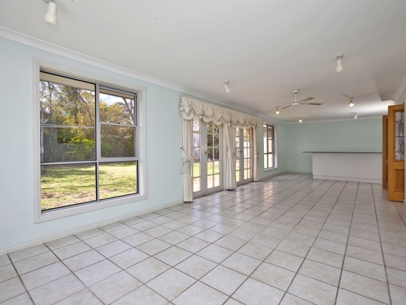 102 Callan Avenue, Maryland NSW 2287