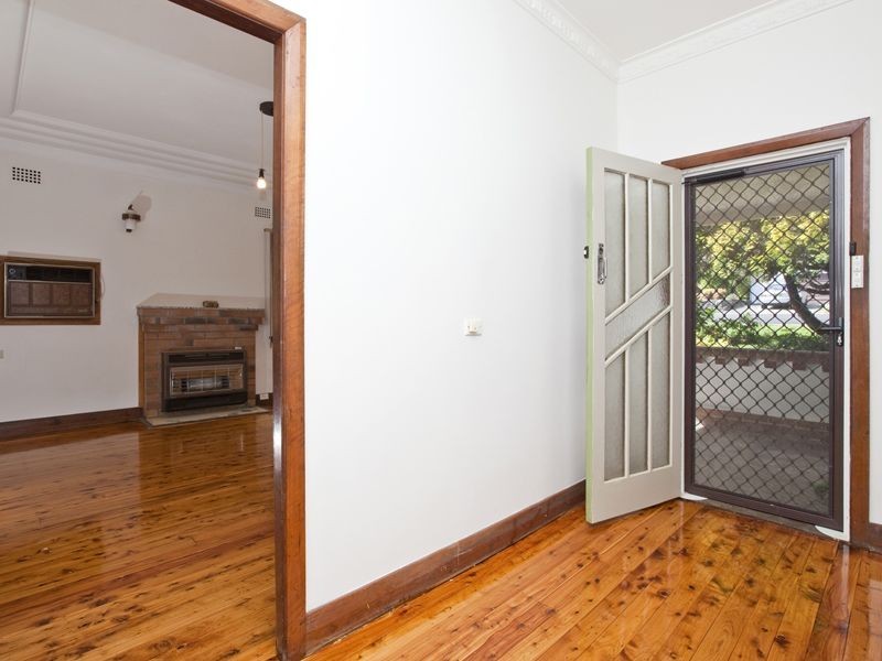 276 Park Avenue, Kotara NSW 2289