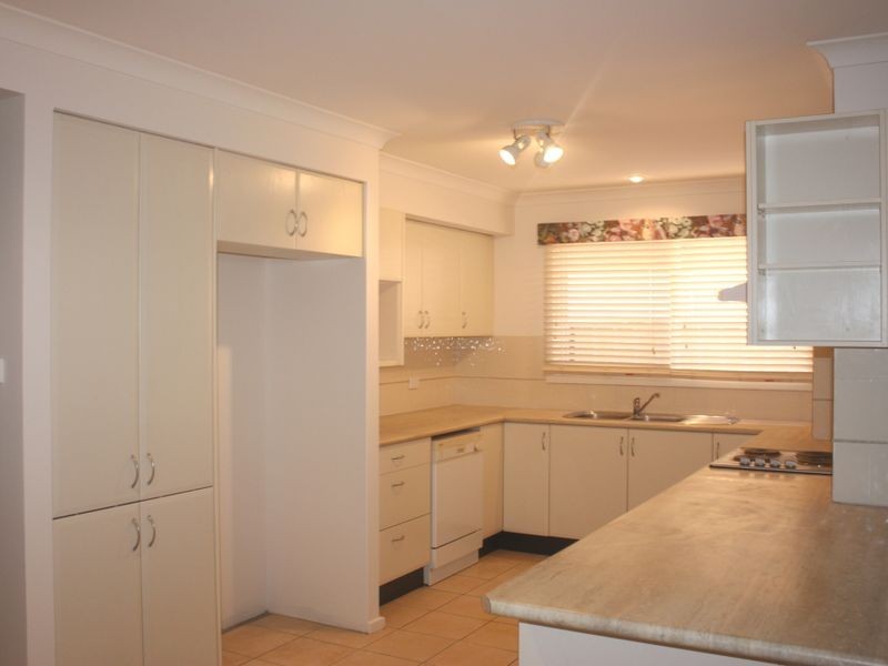 8a Elton Close, Adamstown Heights NSW 2289