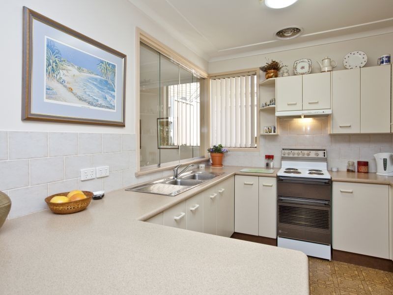 4 Conrad Avenue, Charlestown NSW 2290