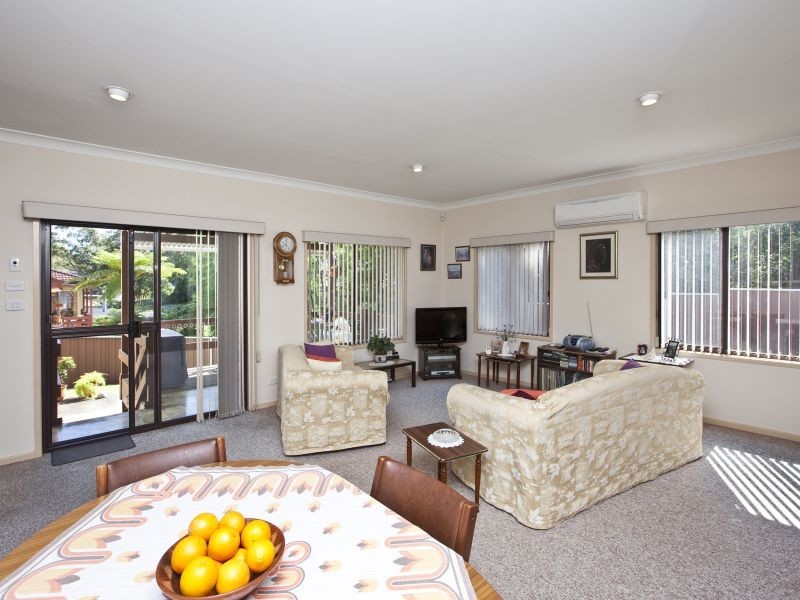 4 Conrad Avenue, Charlestown NSW 2290