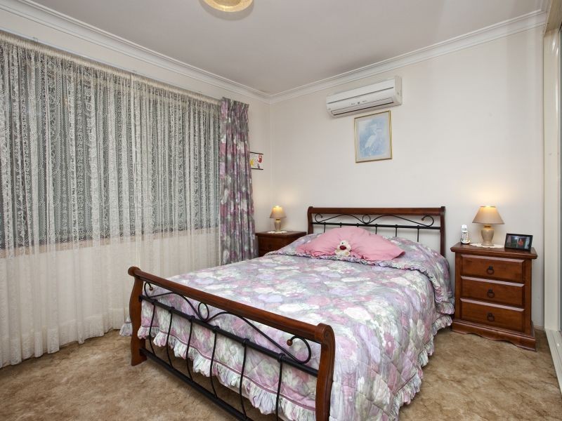 4 Conrad Avenue, Charlestown NSW 2290