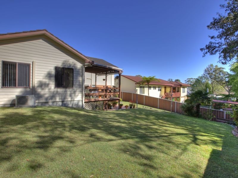 4 Conrad Avenue, Charlestown NSW 2290