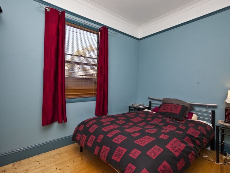 6 Steel Street, Hamilton NSW 2303