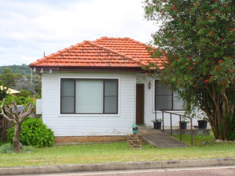 69 Yorston Street, Warners Bay NSW 2282