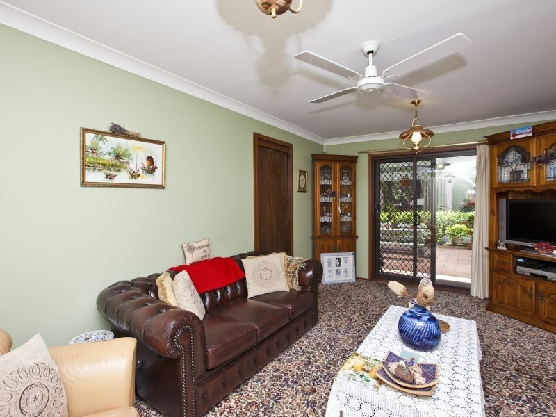 19 Kimbarra Close, Kotara NSW 2289