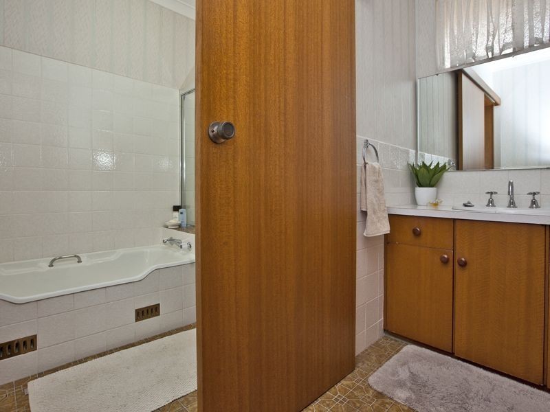 5 Montana Close, Adamstown Heights NSW 2289