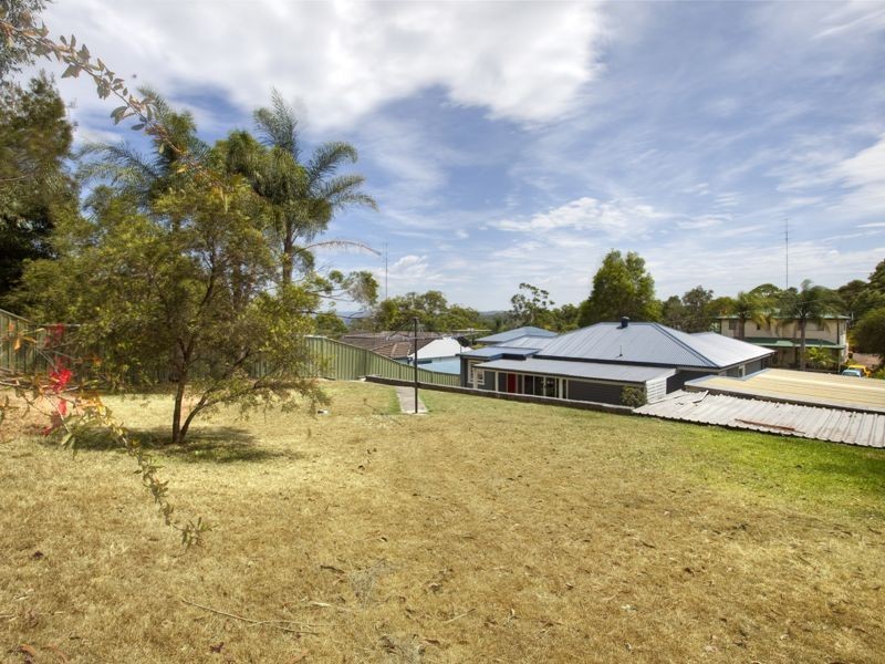 10 Charles Street, Tingira Heights NSW 2290