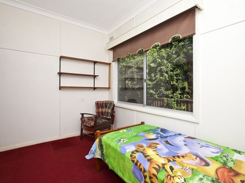 16 Maud Street, Cardiff South NSW 2285