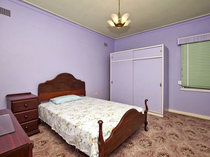 16 Maud Street, Cardiff South NSW 2285