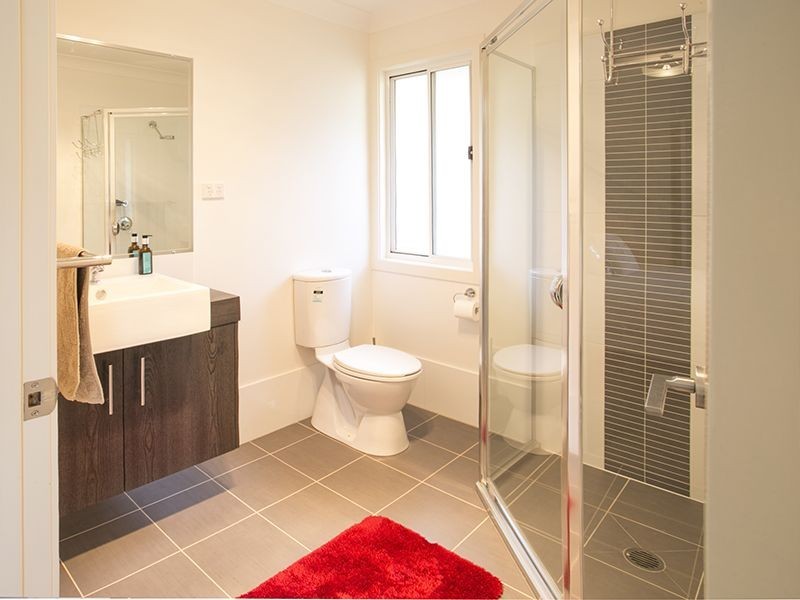 15 Raleigh Street, Cameron Park NSW 2285