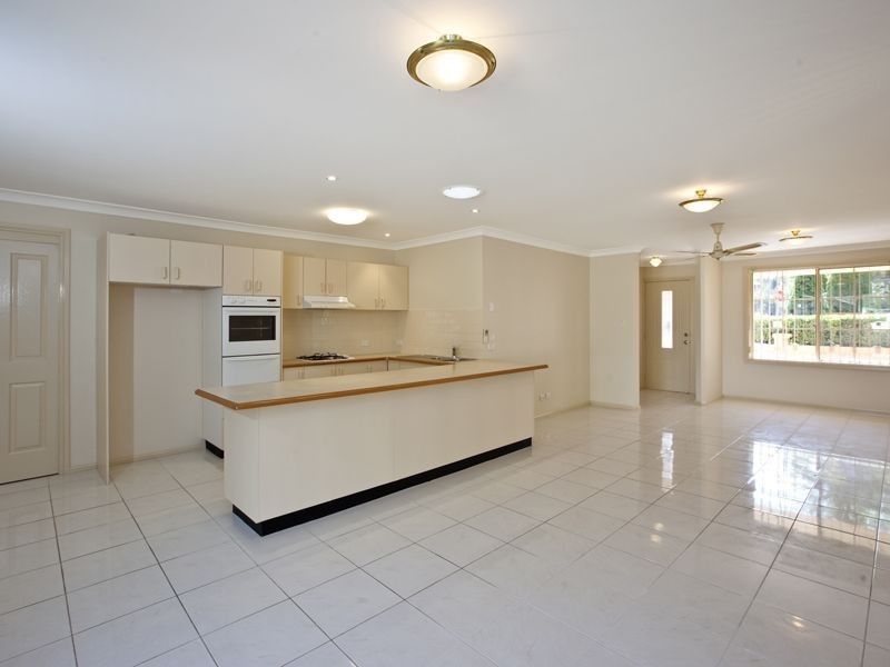 3/2 Oliver Lane, Highfields NSW 2289