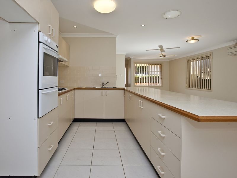 3/2 Oliver Lane, Highfields NSW 2289