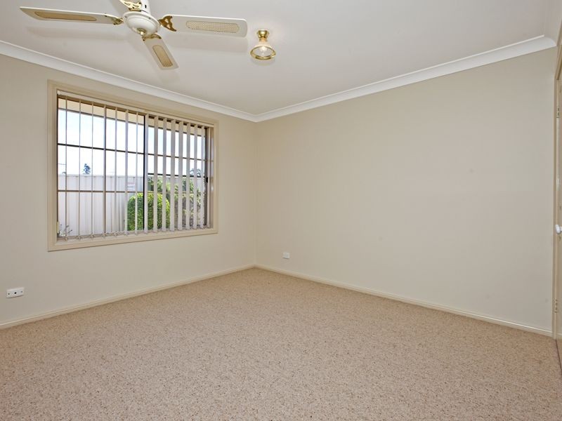 3/2 Oliver Lane, Highfields NSW 2289