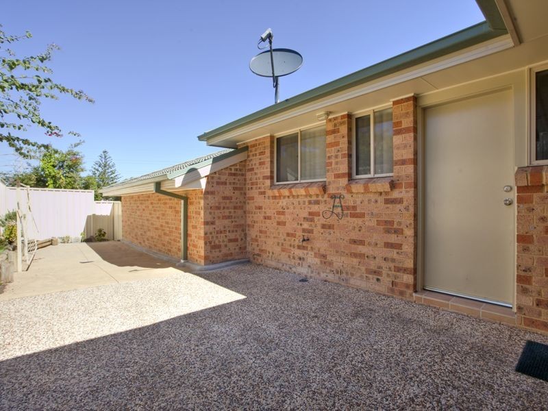 3/2 Oliver Lane, Highfields NSW 2289