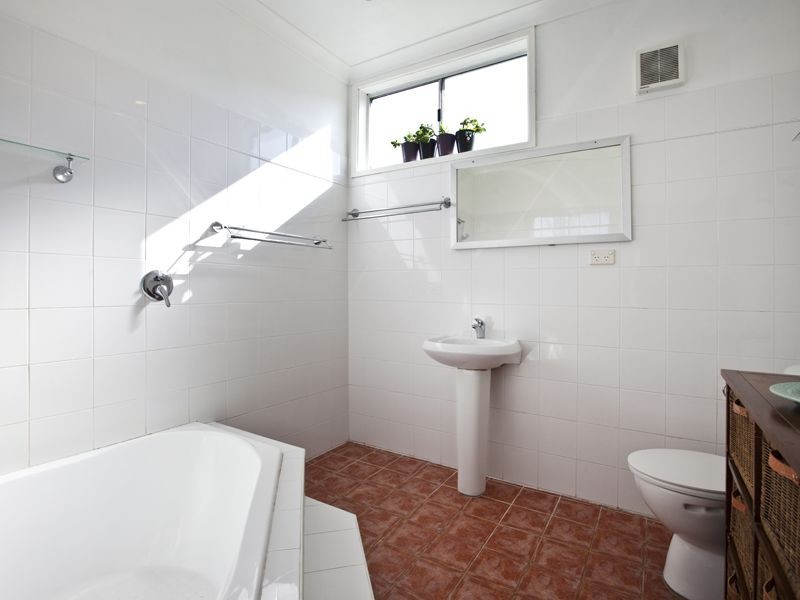 46 Collarena Crescent, Kahibah NSW 2290