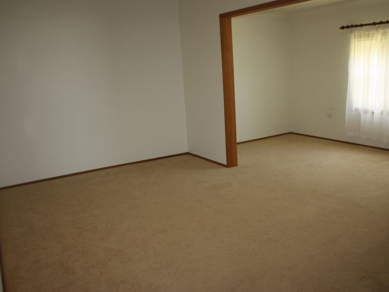 10 Centre Avenue, Blackalls Park NSW 2283