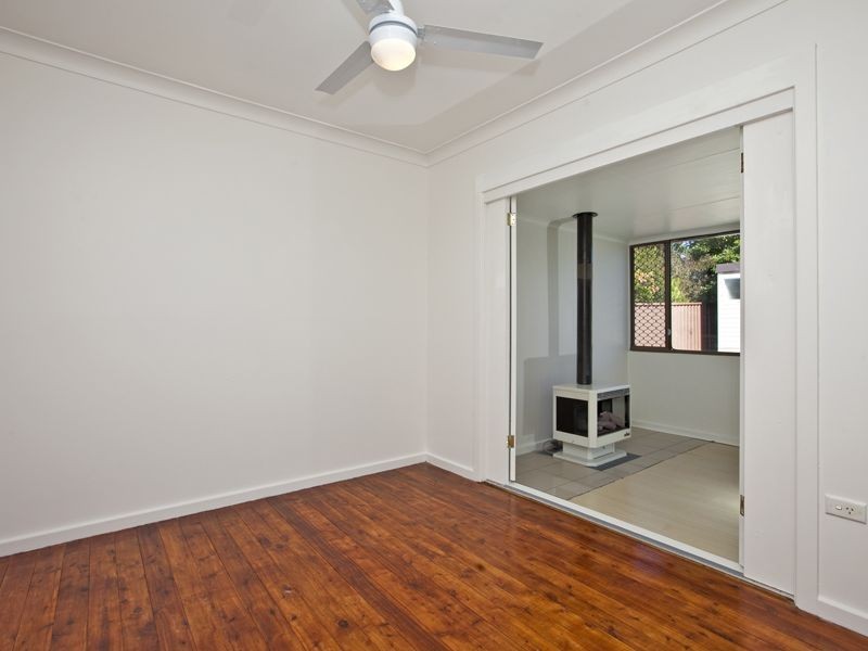 18 Lyndell Parade, Shortland NSW 2307