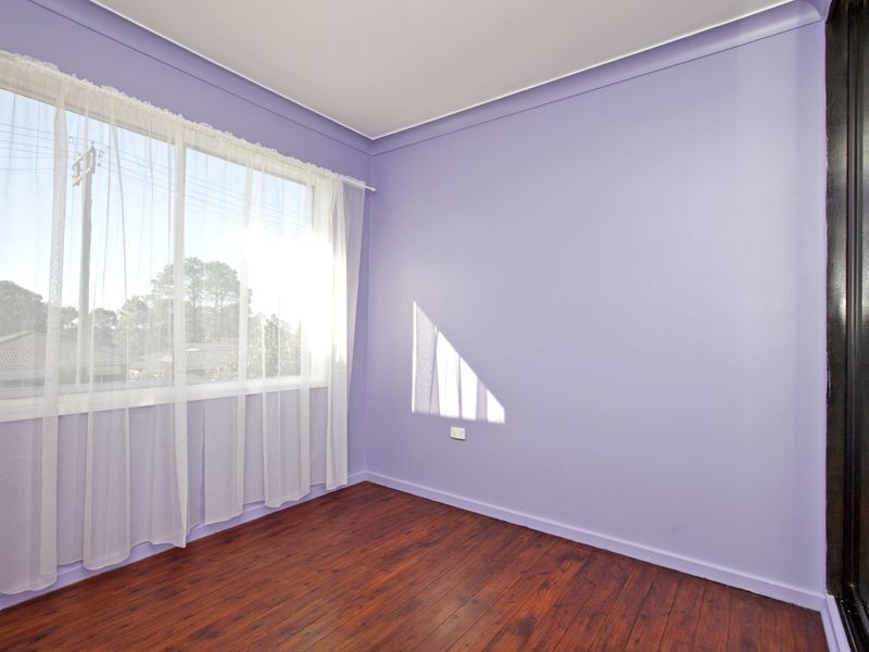 18 Lyndell Parade, Shortland NSW 2307