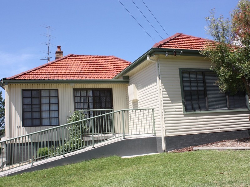 75 E.K Avenue, Charlestown NSW 2290