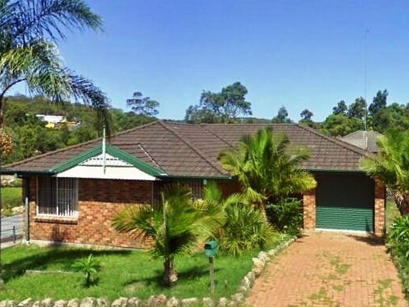 4 Whitehaven Drive, Lakelands NSW 2282