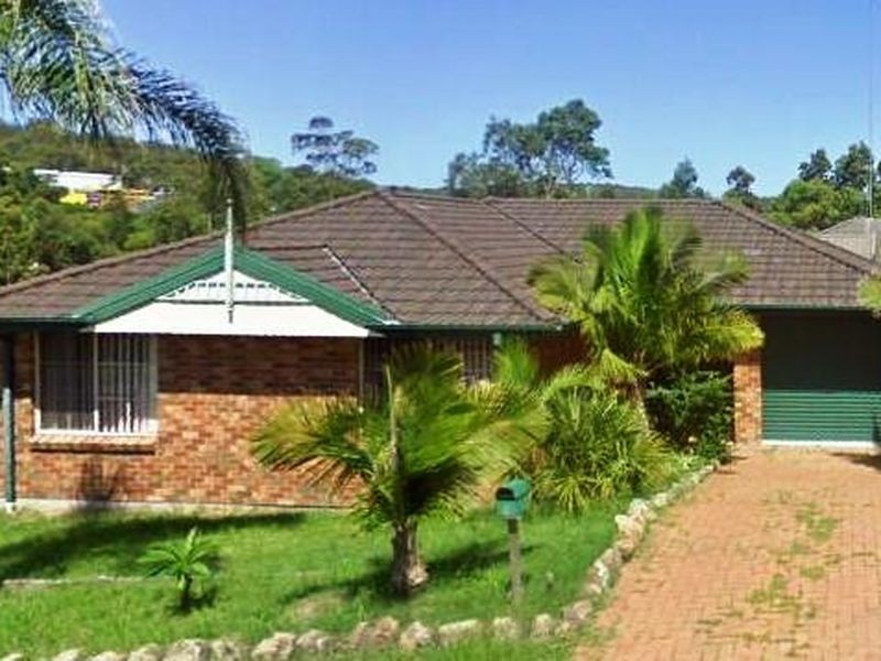 4 Whitehaven Drive, Lakelands NSW 2282
