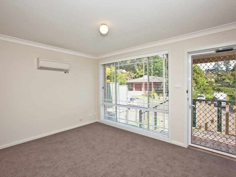 2/11 Madeleine Avenue, Charlestown NSW 2290