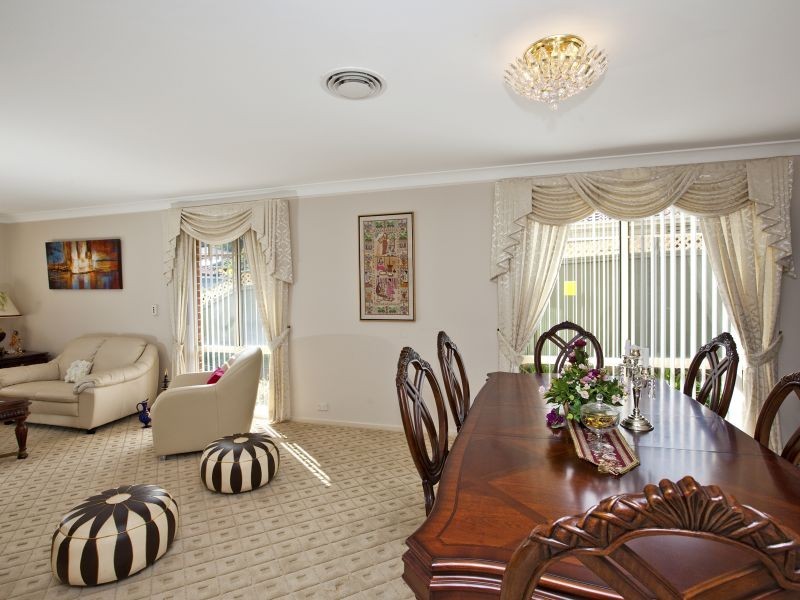 10 Pepperbush Place, Garden Suburb NSW 2289