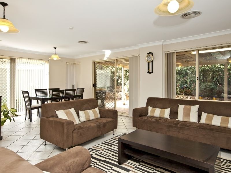 10 Pepperbush Place, Garden Suburb NSW 2289