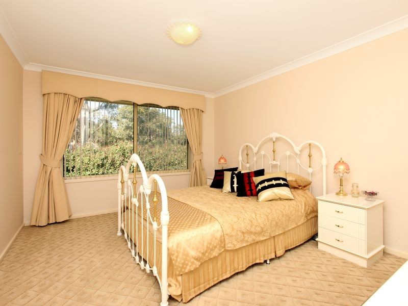 10 Pepperbush Place, Garden Suburb NSW 2289
