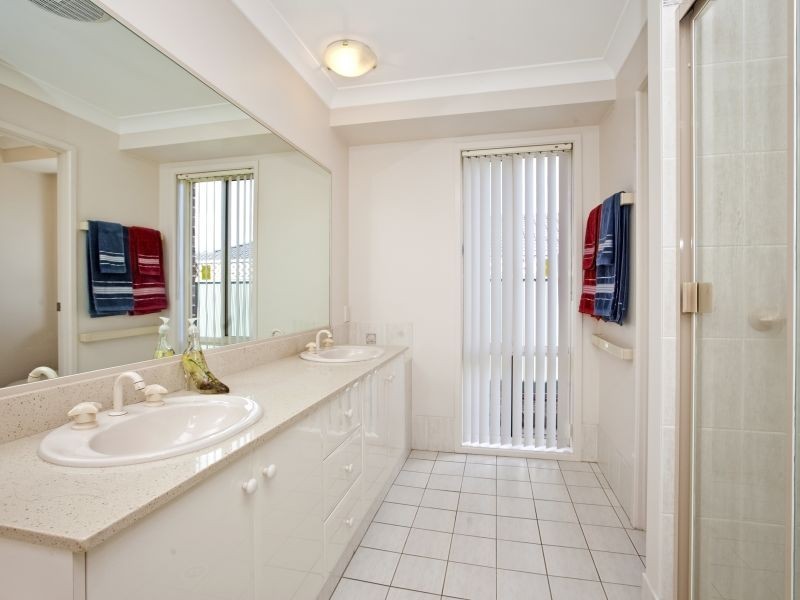 10 Pepperbush Place, Garden Suburb NSW 2289