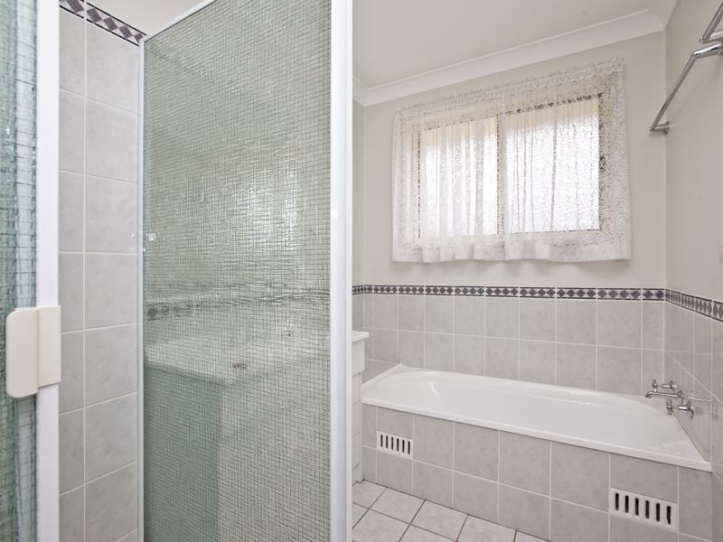 1/6 Downing Street, Charlestown NSW 2290