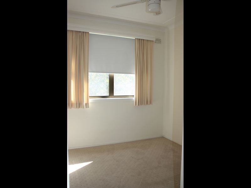 16 Hallvert Crescent, Charlestown NSW 2290