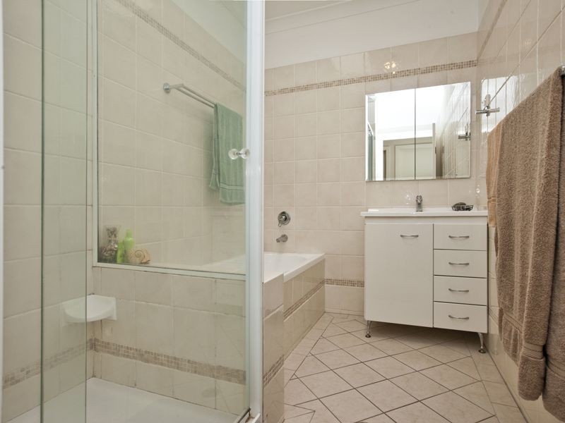 60 Princeton Avenue, Adamstown Heights NSW 2289