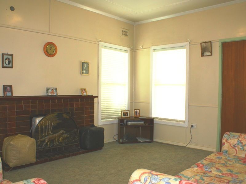 32 Schroder Avenue, Gateshead NSW 2290