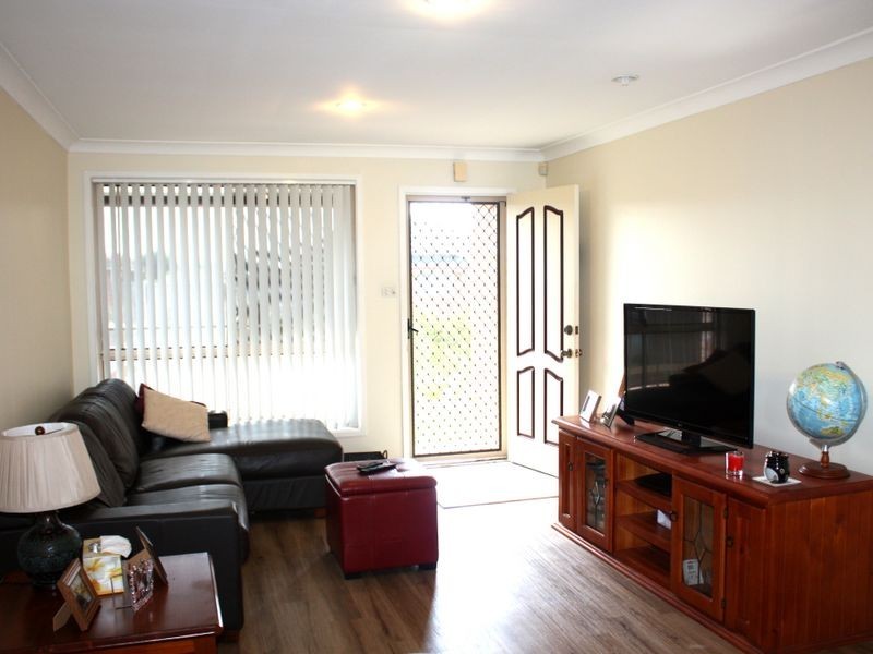 1 Nebraska Close, Warners Bay NSW 2282