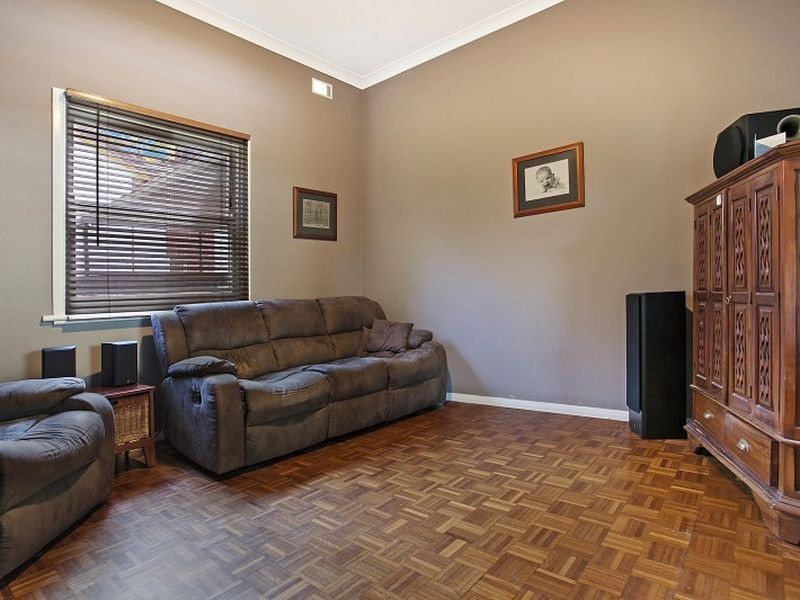 19 Glendale Drive, Glendale NSW 2285