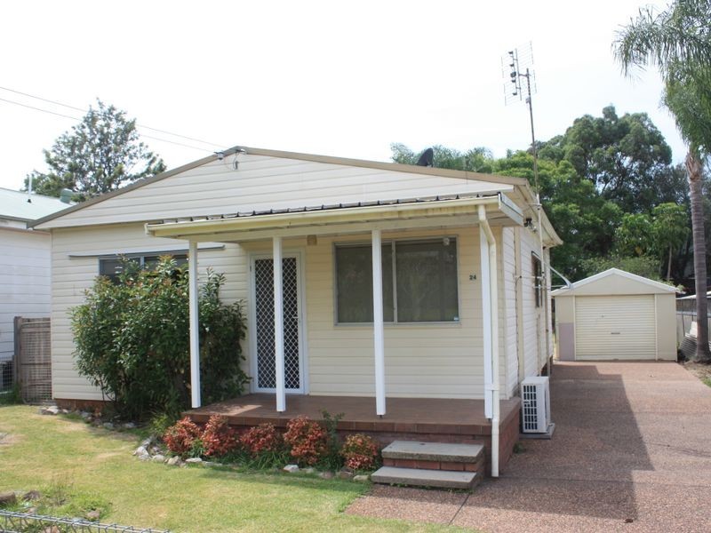 24 Goundry Street, Gateshead NSW 2290