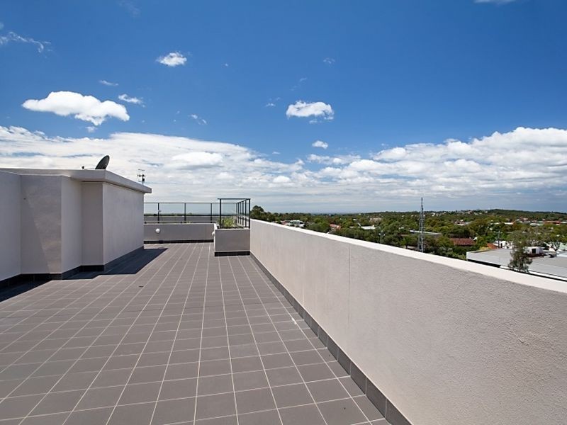 602/18-20 Smart Street, Charlestown NSW 2290