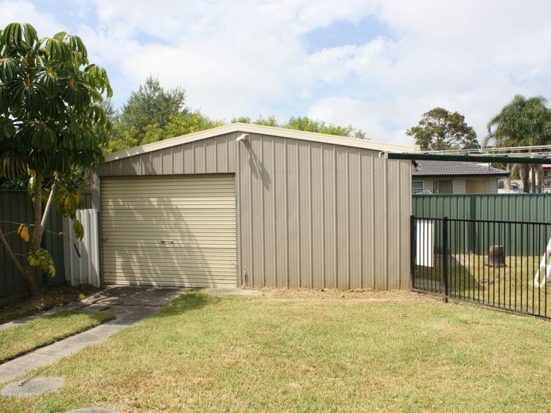 24 Cassia Crescent, Gateshead NSW 2290