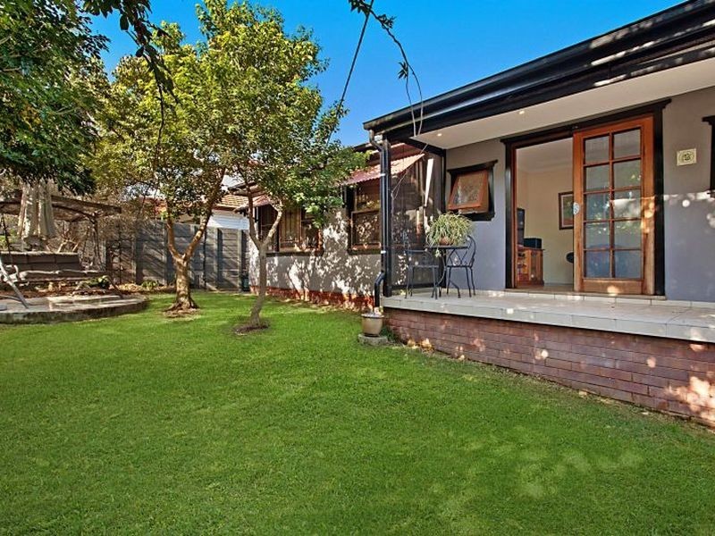 8 Chadwick Street, Hillsborough NSW 2290