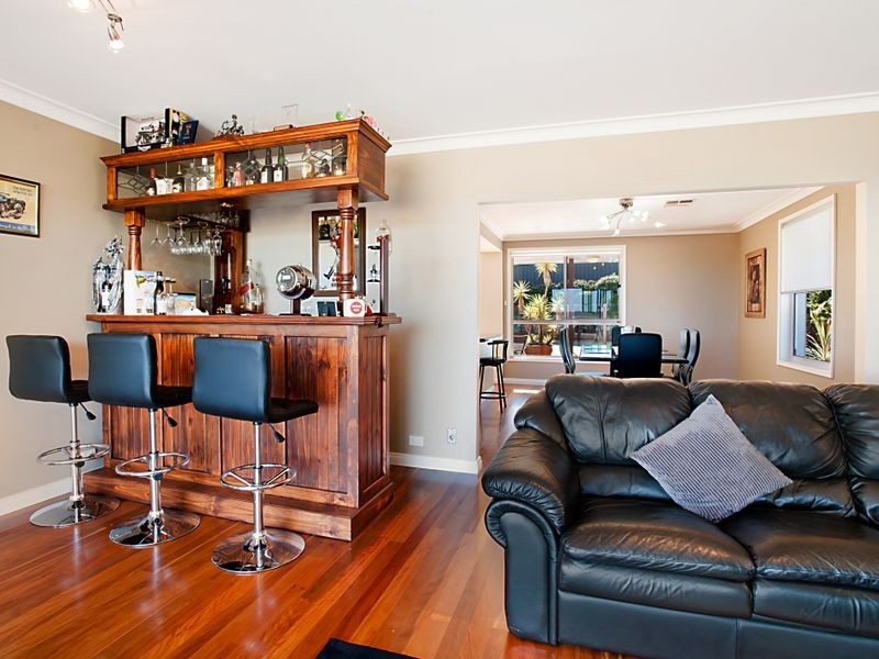 12 Cartmel Close, Lakelands NSW 2282