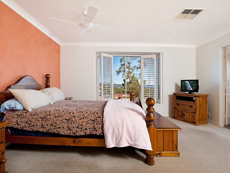 12 Cartmel Close, Lakelands NSW 2282