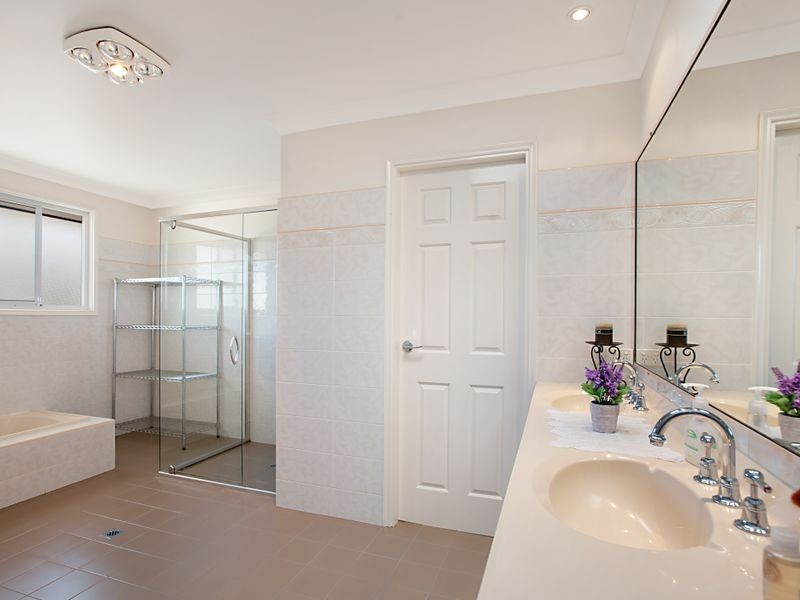 12 Cartmel Close, Lakelands NSW 2282