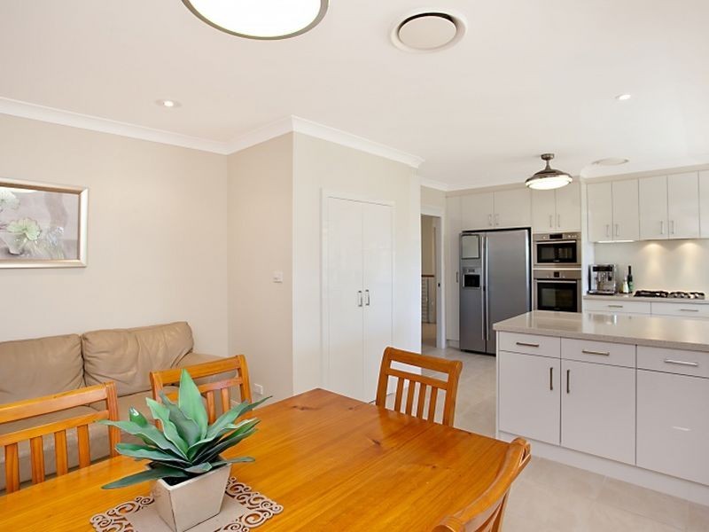 35 Dalwood Close, Eleebana NSW 2282