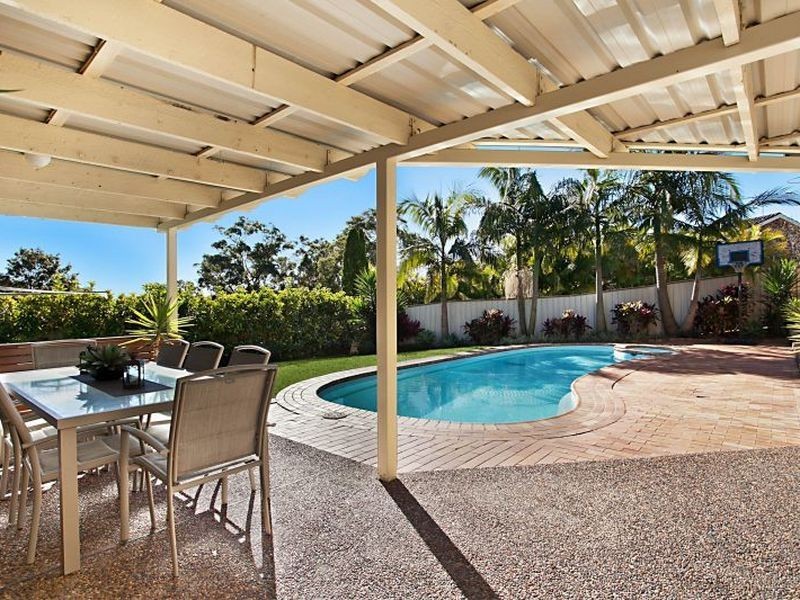 35 Dalwood Close, Eleebana NSW 2282