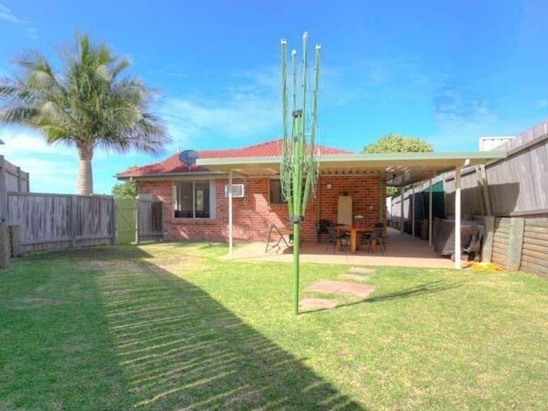 19 Angophora Close, Mount Hutton NSW 2290