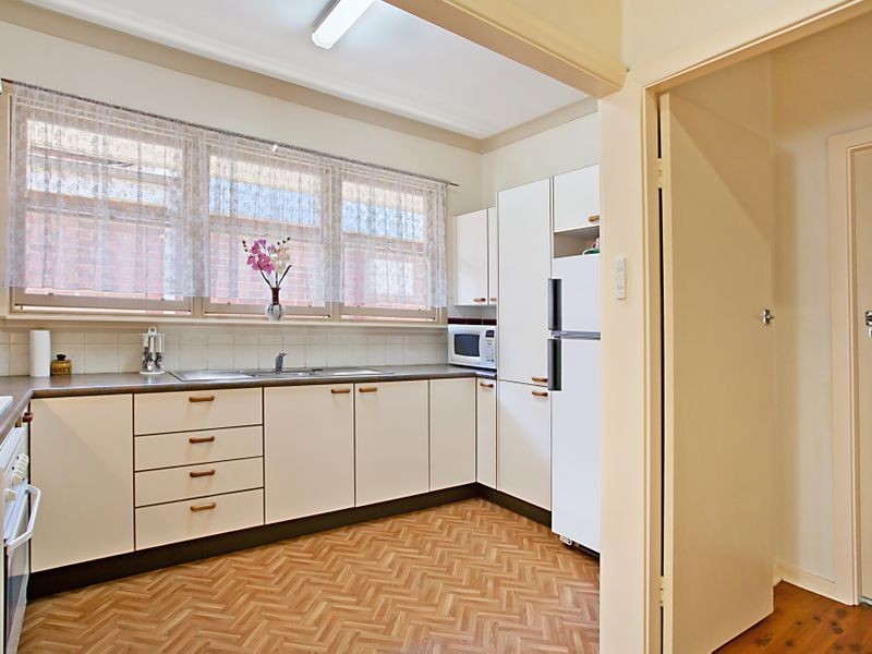 74 Mills Street, Warners Bay NSW 2282